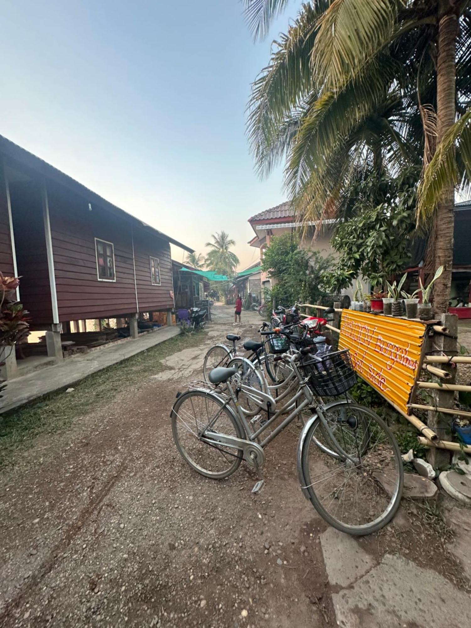 Ferienwohnung Happy Bangalow Don Det Muang Không Exterior foto